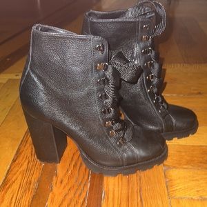 Schultz black lace up chunky heel bootie size 8